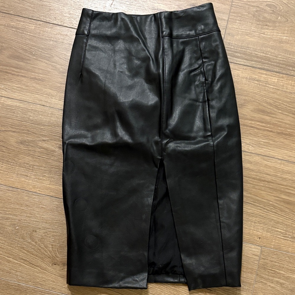 H&M Black Faux Leather Pencil Skirt
